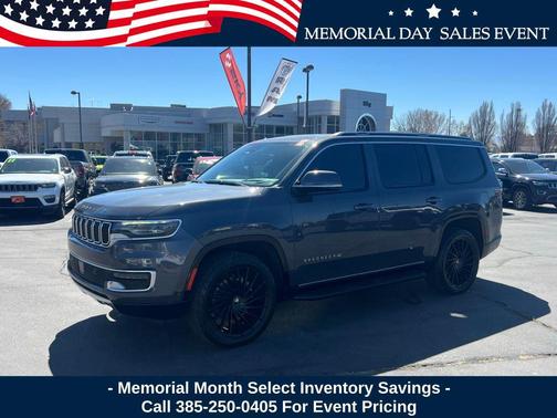 Baltic Gray Metallic Clearcoat 2022 Jeep Wagoneer Series III 4x4