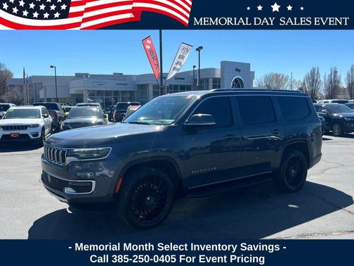 Baltic Gray Metallic Clearcoat 2022 Jeep Wagoneer Series III 4x4