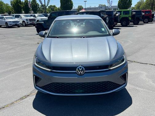 Platinum Gray Metallic 2025 Volkswagen Jetta 1.5T S