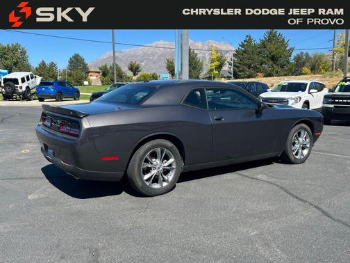 2023 Dodge Challenger SXT