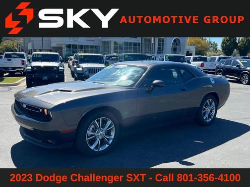 2023 Dodge Challenger SXT
