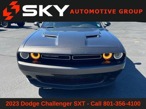 2023 Dodge Challenger SXT