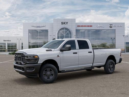 Bright White Clearcoat 2026 RAM 3500 Tradesman Crew Cab 4x4 8' Box