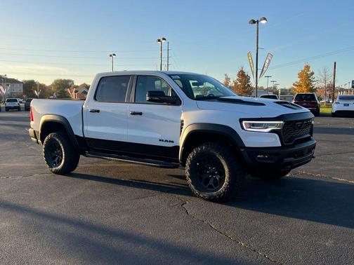 2026 RAM 1500 RHO Crew Cab 4x4 5'7' Box