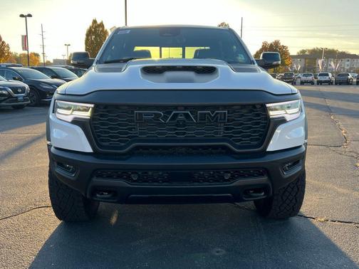 2026 RAM 1500 RHO Crew Cab 4x4 5'7' Box