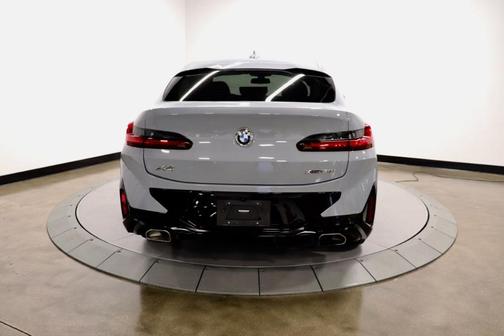 2022 BMW X4 xDrive30i