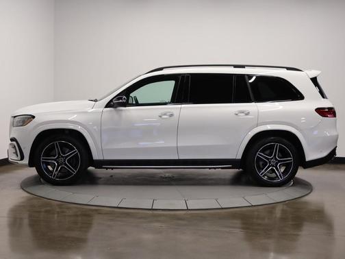 2024 Mercedes-Benz GLS 450 4MATIC