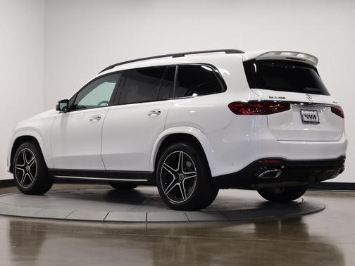 2024 Mercedes-Benz GLS 450 4MATIC