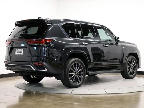 2025 Lexus LX 700h F Sport