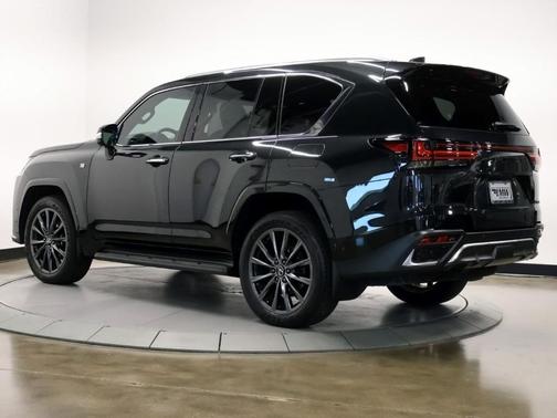 2025 Lexus LX 700h F Sport