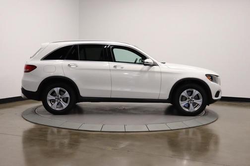 Polar White 2017 Mercedes-Benz GLC 300 Base 4MATIC