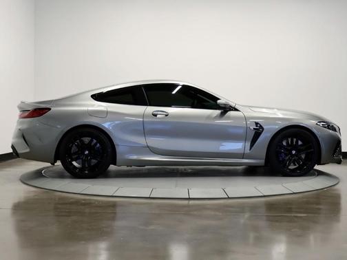 2020 BMW M8 