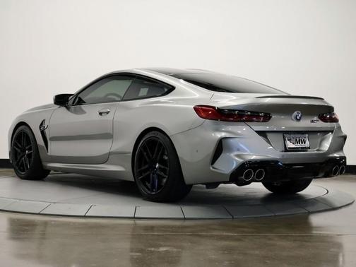 2020 BMW M8 