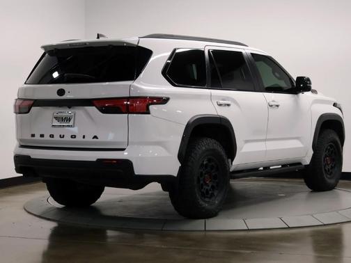 Ice 2024 Toyota Sequoia TRD Pro