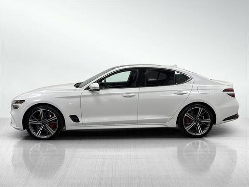 2024 Genesis G70 2.5T RWD