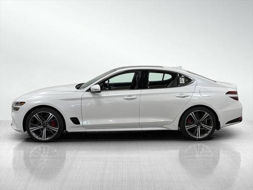 2025 Genesis G70 2.5T RWD