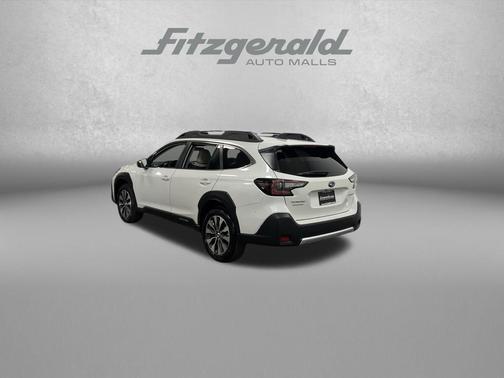 Crystal White Pearl 2025 Subaru Outback Limited
