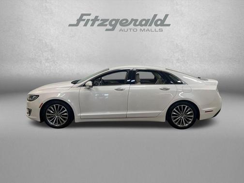 WHITE PLATINUM MET TRI-COAT 2020 Lincoln MKZ Standard