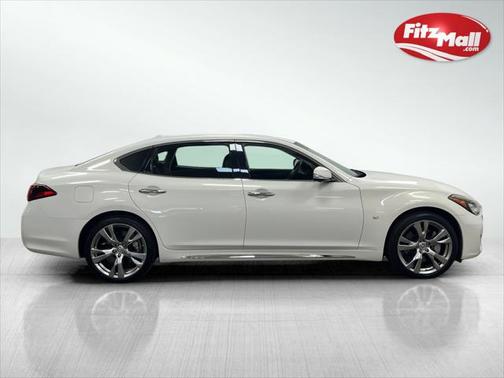 2015 INFINITI Q70L 3.7
