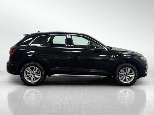 2023 Audi Q5 45 S line Premium
