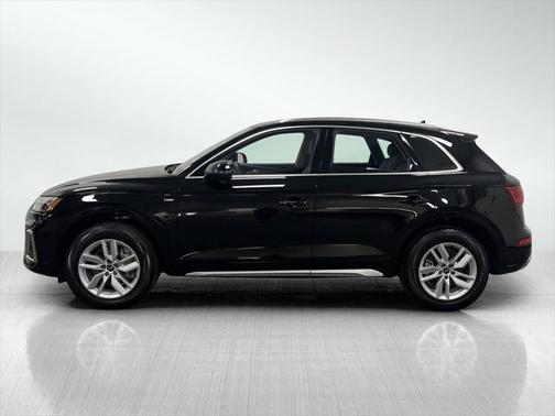 2023 Audi Q5 45 S line Premium