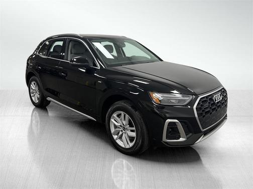 2023 Audi Q5 45 S line Premium