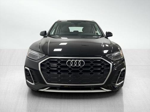 2023 Audi Q5 45 S line Premium