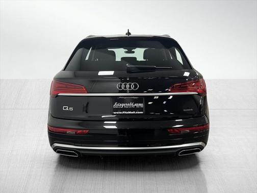 2023 Audi Q5 45 S line Premium