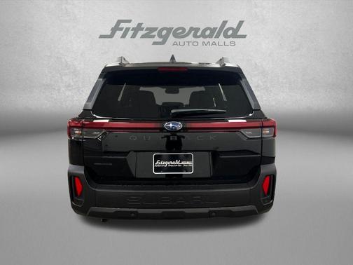 Crystal Black Silica 2026 Subaru Outback Limited