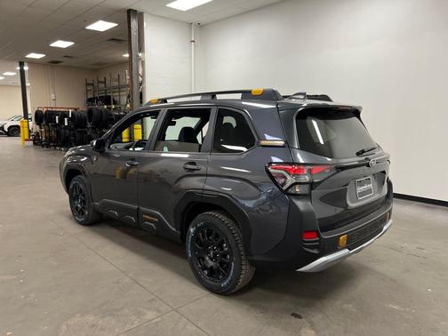 Magnetite Gray Metallic 2026 Subaru Forester Wilderness