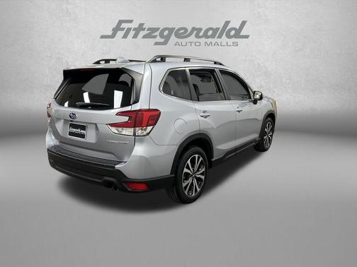 Ice Silver Metallic 2023 Subaru Forester Limited