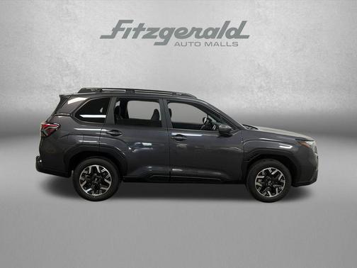 Magnetite Gray Metallic 2026 Subaru Forester Premium