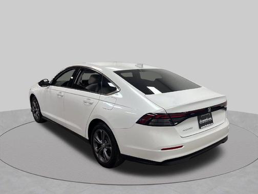 Platinum White Pearl 2023 Honda Accord EX