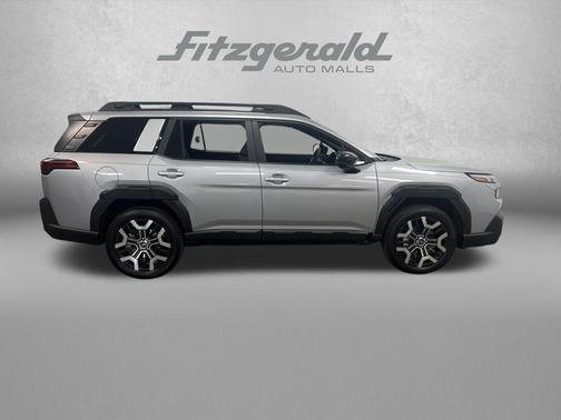Ice Silver Metallic 2026 Subaru Outback Touring XT