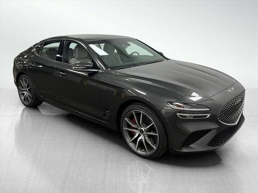 2025 Genesis G70 2.5T RWD