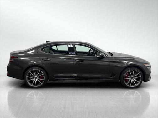 2025 Genesis G70 2.5T RWD