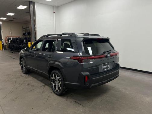Magnetite Gray Metallic 2026 Subaru Outback Touring XT
