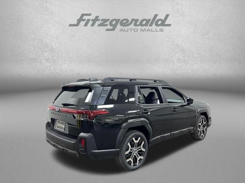 Crystal Black Silica 2026 Subaru Outback Touring XT