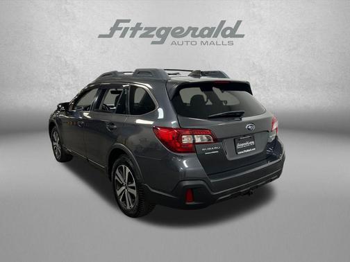 Magnetite Gray Metallic 2018 Subaru Outback 3.6R Limited