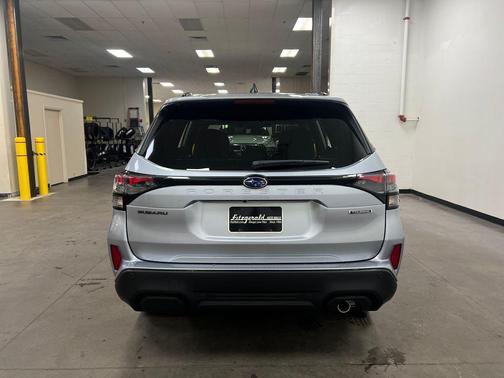 Ice Silver Metallic 2026 Subaru Forester Touring