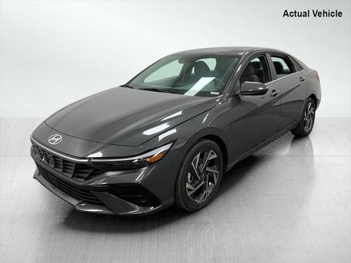 2025 Hyundai ELANTRA SEL