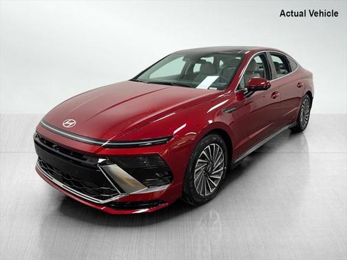 2025 Hyundai SONATA Hybrid Limited