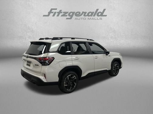 Crystal White Pearl 2026 Subaru Forester Hybrid Premium
