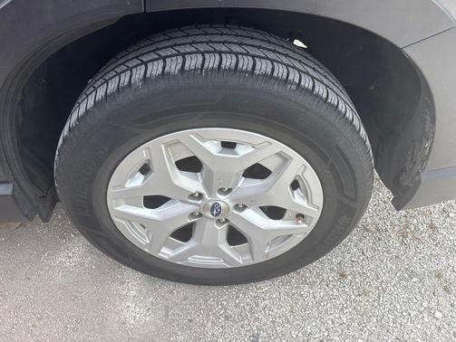Magnetite Gray Metallic 2020 Subaru Forester Base