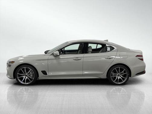 2025 Genesis G70 2.5T RWD