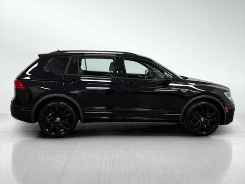 2021 Volkswagen Tiguan 2.0T SE R-Line Black