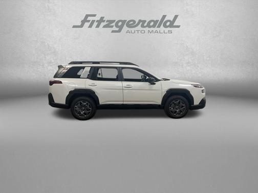 Crystal White Pearl 2026 Subaru Outback Premium