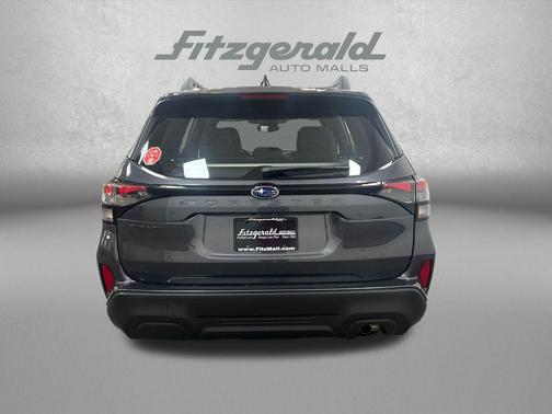 Magnetite Gray Metallic 2026 Subaru Forester Base