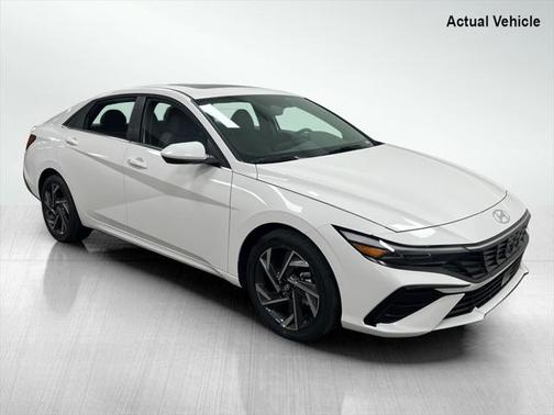 2025 Hyundai ELANTRA SEL