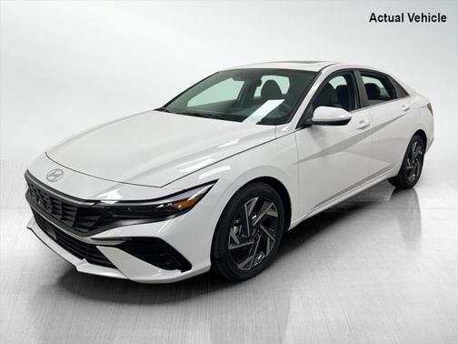 2025 Hyundai ELANTRA SEL